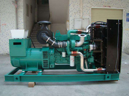 莱芜1100kw康明斯柴油发电机组